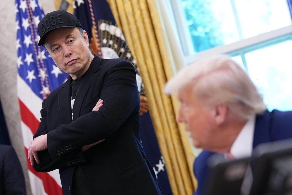 White House Refuses Elon Musk’s Offer To Pay TSA Staff Amid Partial Government Shutdown